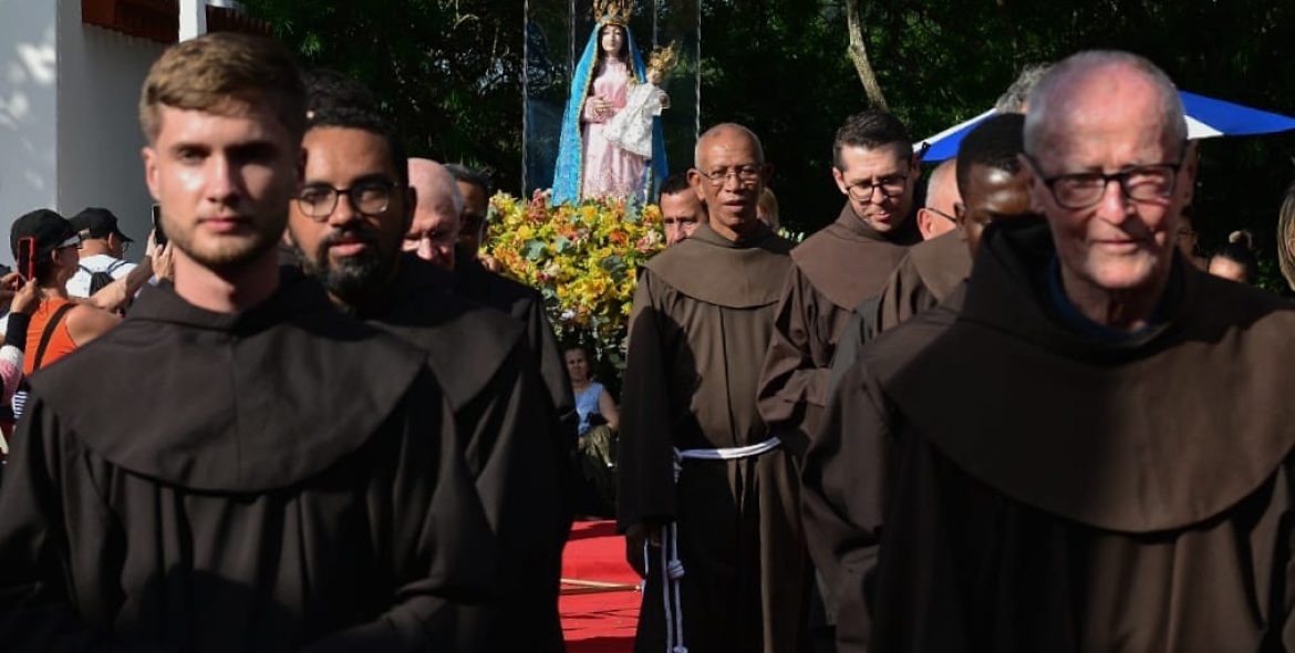 e2eefd1e-5eb7-4cbc-bbdf-a1fcab53d222